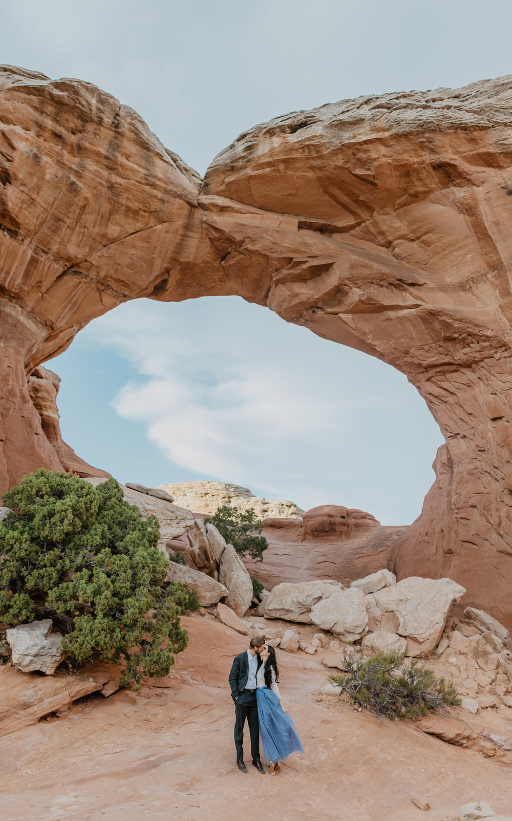 Jocilyn Bennett Photography | Family photo session | Family picture pose ideas | Family portraits | Portrait Photography | Capturing raw and genuine emotion | Utah Photographer | Idaho Photographer | Adventure Photographer | Candid Photography | Candid family poses | Family pictures outfit ideas | Color ideas for family photos | Arches National Park | Couple Photo Shoot | Mom and Dad Pictures | True Love Photography | Arches National Park |