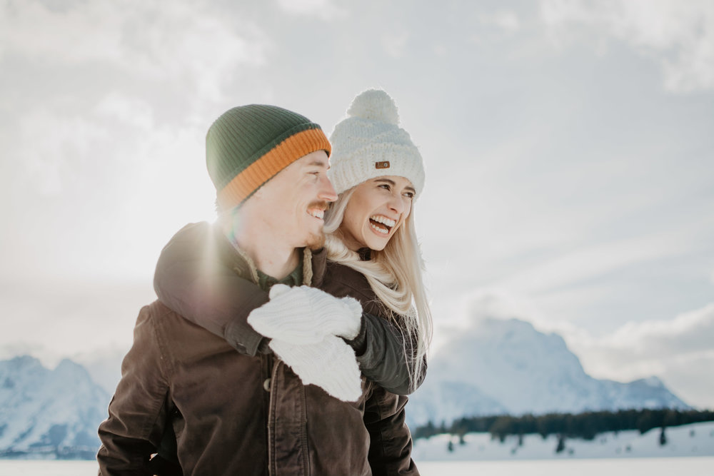 Jocilyn Bennett Photography | Winter Engagements | Snowy Engagements | Wyoming Engagement Photography | Utah Wedding Photographer | Winter Engagement Poses | What to Wear for Winter Engagements | Destination Wedding Photographer | Outfit ideas for Winter Engagements | Adventure Photographer | Wyoming Photographer | Winter Engagements in Jackson Hole | Jackson Hole Engagements | Wyoming Bride | Wyoming Wedding Photographer | Jackson Hole Wedding Photographer |