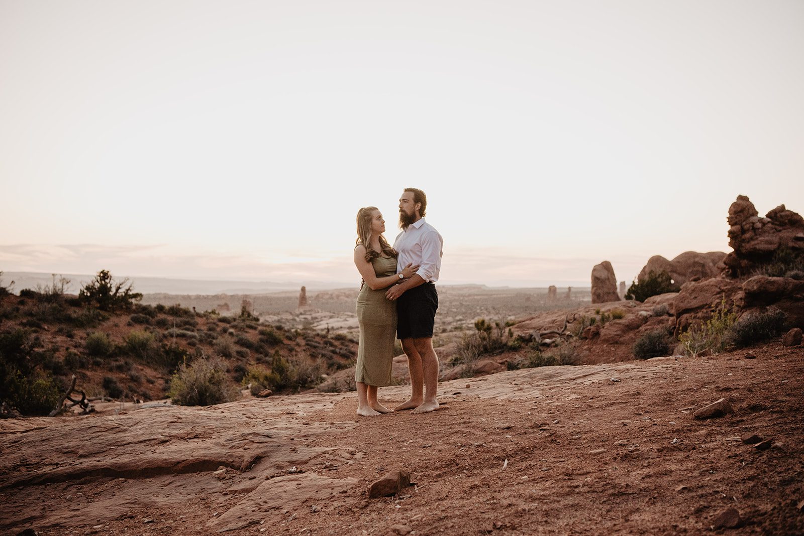 sunset Moab photography for couples and elopements by Utah elopement photographer